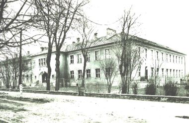 Az iskola régi épülete